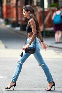 Sara Sampaio feet photo thumbnail