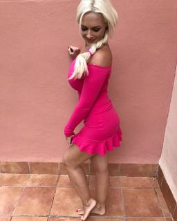 Daniela Katzenberger feet photo thumbnail