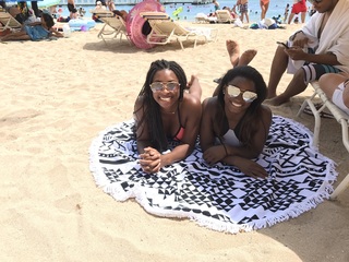 Simone Biles feet photo thumbnail