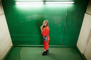 Elizabeth Olsen feet photo thumbnail