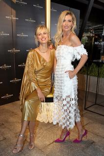 Karolina Kurkova feet photo thumbnail