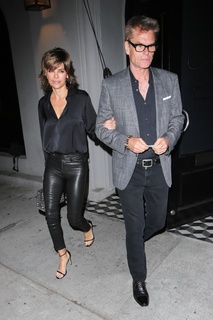 Lisa Rinna feet photo thumbnail
