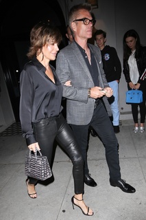 Lisa Rinna feet photo thumbnail