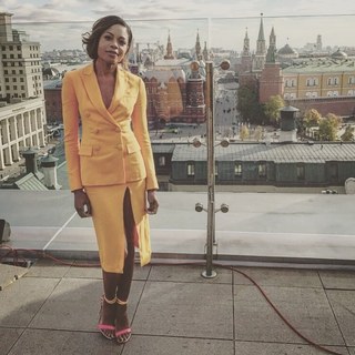 Naomie Harris feet photo thumbnail