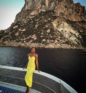 Naomie Harris feet photo thumbnail