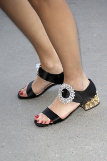 Chiara Ferragni feet photo thumbnail