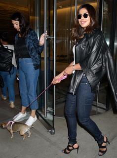 Priyanka Chopra Jonas feet photo thumbnail
