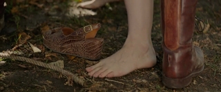 Jessica Chastain feet photo thumbnail