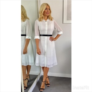 Holly Willoughby feet photo thumbnail