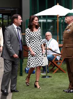Catherine Princess of Wales feet photo thumbnail