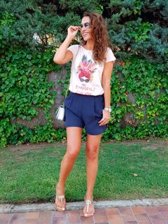 Paula Echevarría feet photo thumbnail