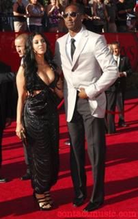 Vanessa Bryant feet photo 3