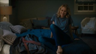 Naomi Watts feet photo thumbnail