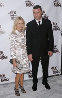 Naomi Watts feet photo thumbnail