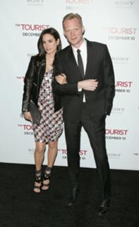 Jennifer Connelly feet photo thumbnail