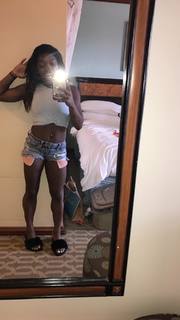Simone Biles feet photo thumbnail