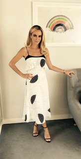 Amanda Holden feet photo thumbnail