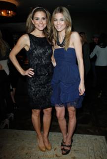 AnnaLynne McCord feet photo thumbnail