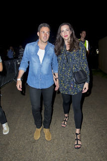 Liv Tyler feet photo thumbnail