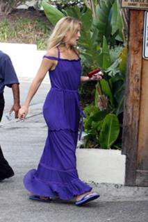 Kate Hudson feet photo thumbnail