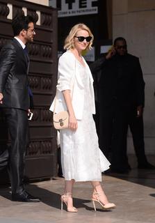 Naomi Watts feet photo thumbnail