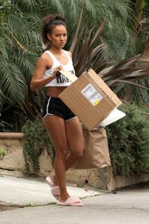 Karrueche Tran feet photo thumbnail