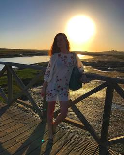 Marina Ruy Barbosa feet photo thumbnail