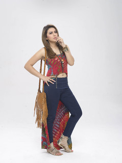 Hansika Motwani feet photo thumbnail