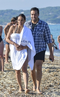 Michelle Rodriguez feet photo thumbnail