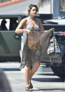 Paris Jackson feet photo thumbnail