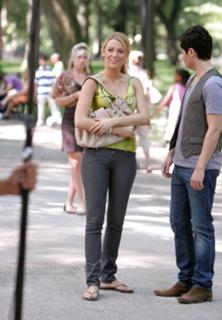 Blake Lively feet photo thumbnail