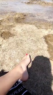 Xenia Tchoumitcheva feet photo thumbnail