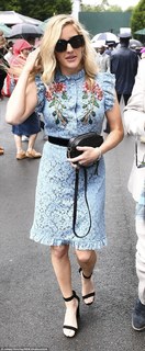 Ellie Goulding feet photo thumbnail