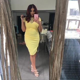 Amy Childs feet photo thumbnail