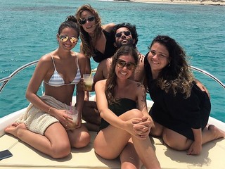 Bruna Marquezine feet photo thumbnail