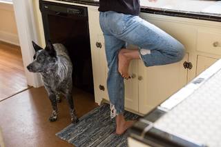 Adriene Mishler feet photo thumbnail
