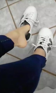Alaine Crissiê feet photo thumbnail