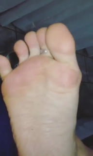 Alaine Crissiê feet photo thumbnail