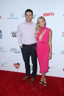 Nastia Liukin feet photo thumbnail