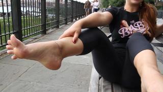 Rebecca Berardi feet photo thumbnail