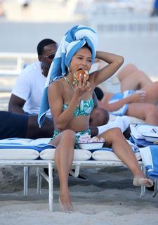 Karrueche Tran feet photo thumbnail