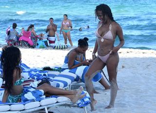 Karrueche Tran feet photo thumbnail