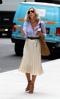 Sarah Jessica Parker feet photo thumbnail