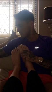 Charlotte Crosby feet photo thumbnail