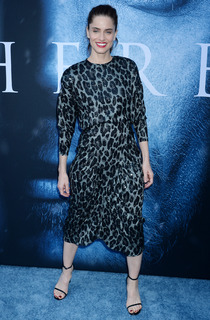 Amanda Peet feet photo thumbnail
