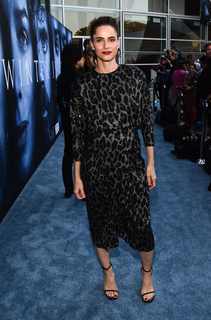 Amanda Peet feet photo thumbnail