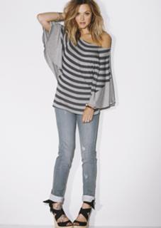 Fearne Cotton feet photo thumbnail