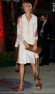 Uma Thurman feet photo thumbnail