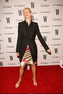 Uma Thurman feet photo thumbnail