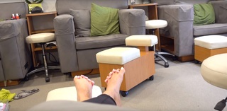 Justine Ezarik feet photo thumbnail